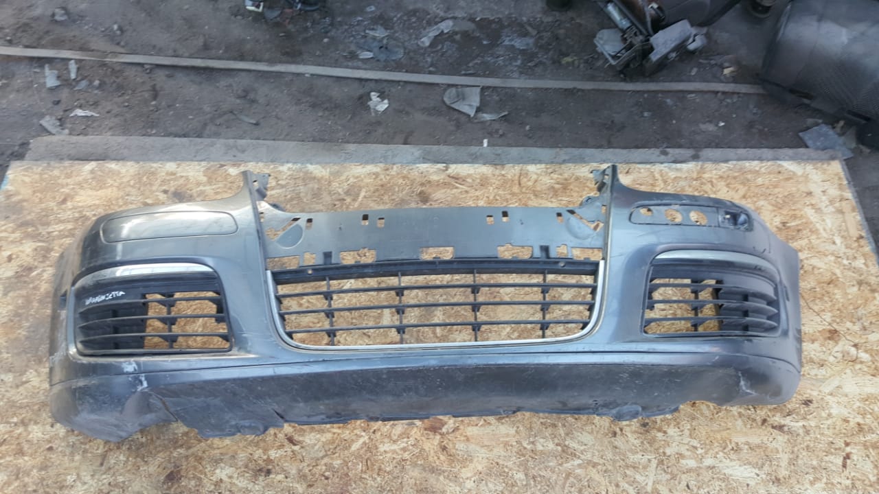 PARACHOQUES DELANTERO VOLKSWAGEN JETTA 2006-2010